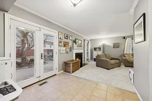 9 Juniper Ct, Streamwood, IL 60107 - Photo 10