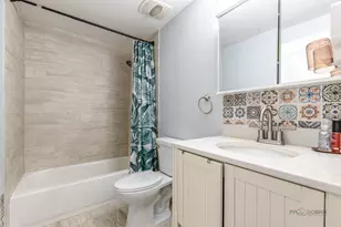 1026 Denham Pl, Schaumburg, IL 60194 - Photo 18