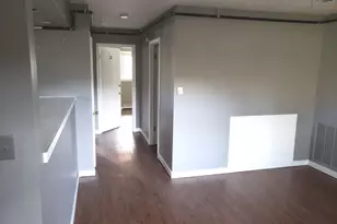 908 Greenbrier Rd, Dekalb, IL 60115 - Photo 12