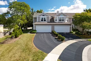 730 Hamilton Circle, Schaumburg, IL 60194 - Photo 2