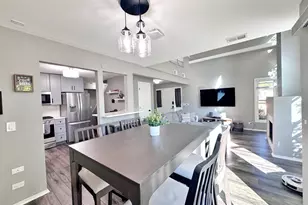 730 Hamilton Circle, Schaumburg, IL 60194 - Photo 6