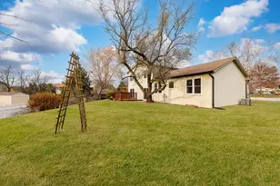[Address not provided], Bolingbrook, IL 60440 - Photo 36