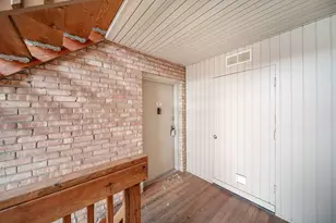 5811 Oakwood Dr, Lisle, IL 60532 - Photo 2