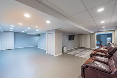 1650 Natures Way, Lindenhurst, IL 60046 - Photo 36