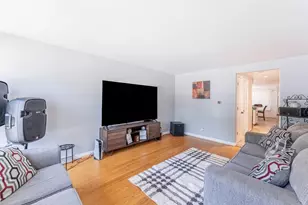 6031 S Normandy Ave, Chicago, IL 60638 - Photo 4