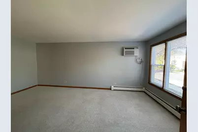 5350 N Central Avenue #1st, Chicago, IL 60630 - Photo 4