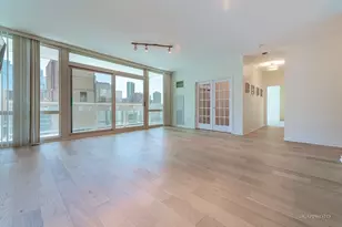 [Address not provided], Chicago, IL 60654 - Photo 4