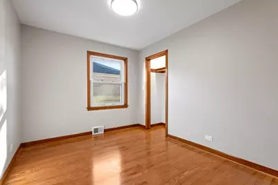1619 N 20th Avenue, Melrose Park, IL 60160 - Photo 8