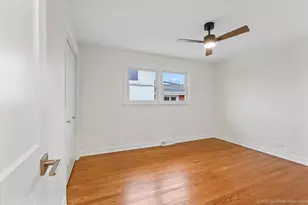 10316 Lamon Ave, Oak Lawn, IL 60453 - Photo 14