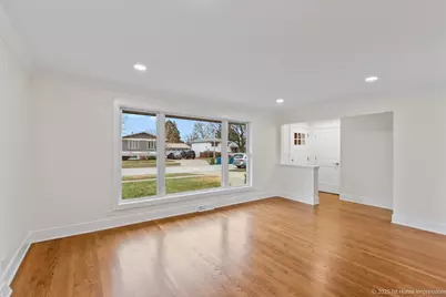 10316 Lamon Avenue, Oak Lawn, IL 60453 - Photo 4