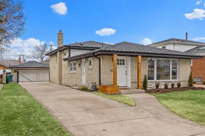 10316 Lamon Avenue, Oak Lawn, IL 60453 - Photo 1