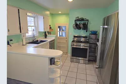 351 S Michigan Avenue, Villa Park, IL 60181 - Photo 4