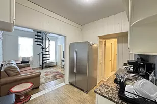 2141 W Webster Ave, Chicago, IL 60647 - Photo 8