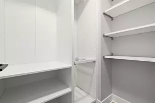 1455 N Sandburg Terrace, Chicago, IL 60610 - Photo 12