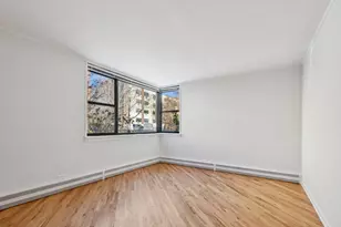 525 W Aldine Ave, Chicago, IL 60657 - Photo 4