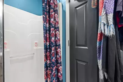 949 W 51st Street, Chicago, IL 60609 - Photo 18