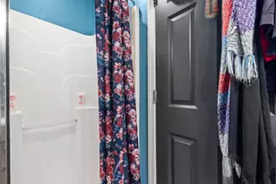 949 W 51st St, Chicago, IL 60609 - Photo 18