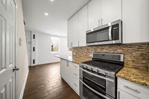 6104 S Ingleside Ave, Chicago, IL 60637 - Photo 12