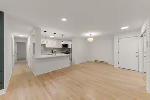 840 E Old Willow Rd, Prospect Heights, IL 60070 - Photo 6