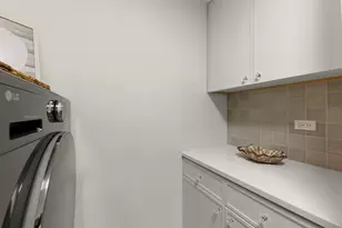 840 E Old Willow Rd, Prospect Heights, IL 60070 - Photo 12