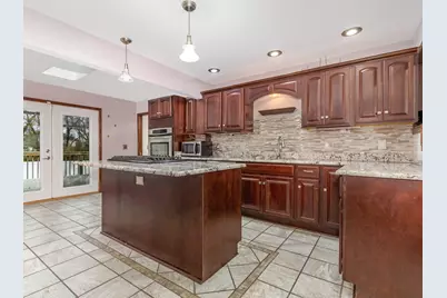 270 E Southmor Road, Morris, IL 60450 - Photo 6