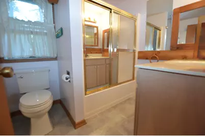 10905 Breezy Lawn Road, Spring Grove, IL 60081 - Photo 18