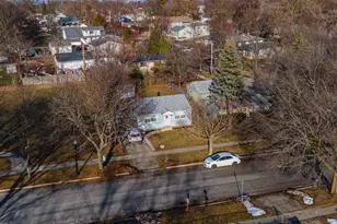 1214 E Galena Blvd, Aurora, IL 60505 - Photo 14