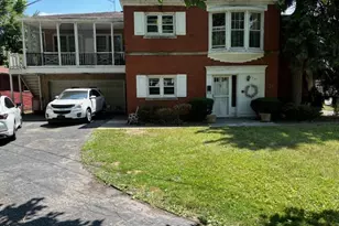 7841 S Crandon Ave, Chicago, IL 60649 - Photo 1