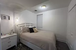 1507 W Henderson St, Chicago, IL 60657 - Photo 12