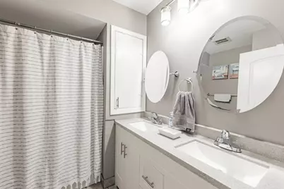 6135 W 94th Street #A2, Oak Lawn, IL 60453 - Photo 10
