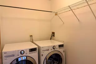 1303 Orleans Dr, Mundelein, IL 60060 - Photo 22