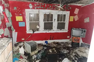 8 E 156th St, Harvey, IL 60426 - Photo 12