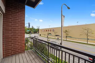 1075 W Roosevelt Rd, Chicago, IL 60608 - Photo 8
