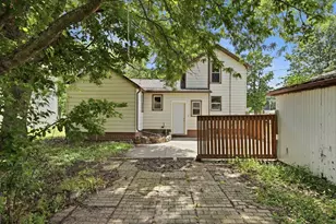121 E James St, Forrest, IL 61741 - Photo 30
