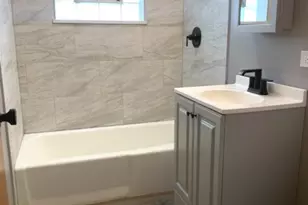 7300 S 78th Ave, Bridgeview, IL 60455 - Photo 10