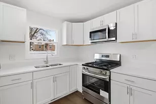 5714 Market St, Richmond, IL 60071 - Photo 8