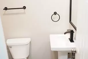 4028 Appleby Ln, Richton Park, IL 60471 - Photo 4