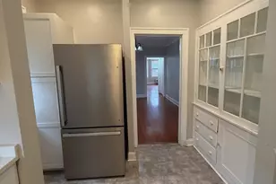 7819 S Cornell Ave, Chicago, IL 60649 - Photo 14