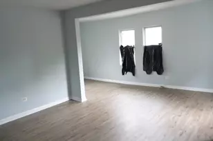 706 E 72nd St, Chicago, IL 60619 - Photo 18