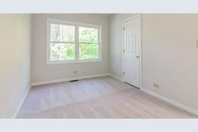 915 E Chicago Avenue, Naperville, IL 60540 - Photo 12