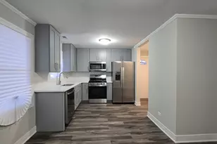 17092 Jodave Ave, Hazel Crest, IL 60429 - Photo 6