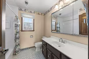 19W140 Ave Chateaux, Oak Brook, IL 60523 - Photo 24