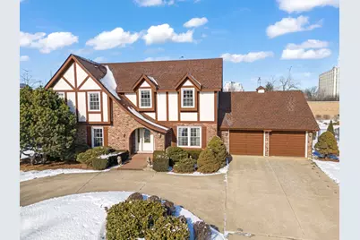 19W140 Avenue Chateaux, Oak Brook, IL 60523 - Photo 1