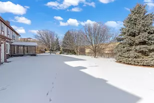 19W140 Ave Chateaux, Oak Brook, IL 60523 - Photo 32
