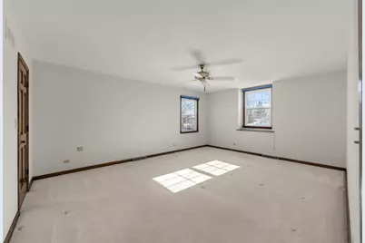 19W140 Avenue Chateaux, Oak Brook, IL 60523 - Photo 18