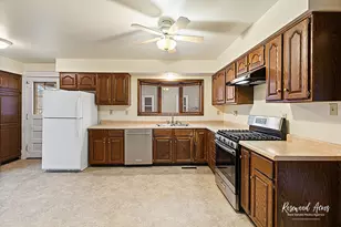 337 W Corning Ave, Peotone, IL 60468 - Photo 10