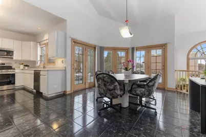 395 Blue Ash Drive, Buffalo Grove, IL 60089 - Photo 10