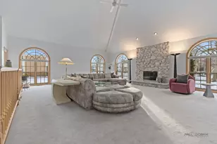 395 Blue Ash Dr, Buffalo Grove, IL 60089 - Photo 8