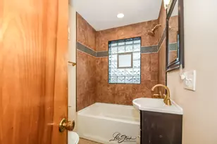 1009 Helen Ave, Joliet, IL 60433 - Photo 12