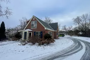 1009 61st St, La Grange Highlands, IL 60525 - Photo 2